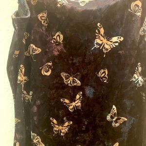 Super soft, like new condition.